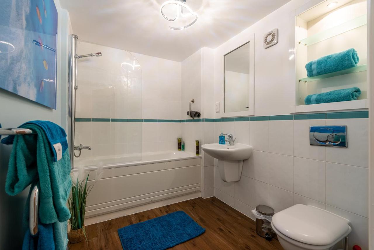 Luxurious River View Apartment With Terrace Worcester Ngoại thất bức ảnh
